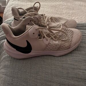 Nike volleyball shoes